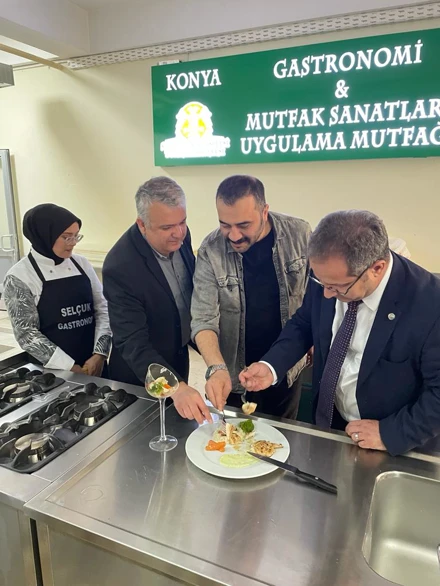 Rektör Yardımcımız Prof. Dr. Ahmet Tuğrul Polat'ın Uygulama Mutfağı Ziyareti